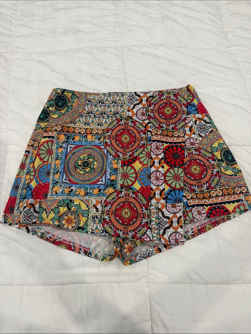 SHEIN Multicolor Tile-Print High Waist Women’s Shorts